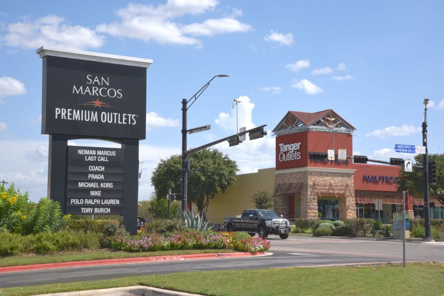 San Marcos Premium Outlets