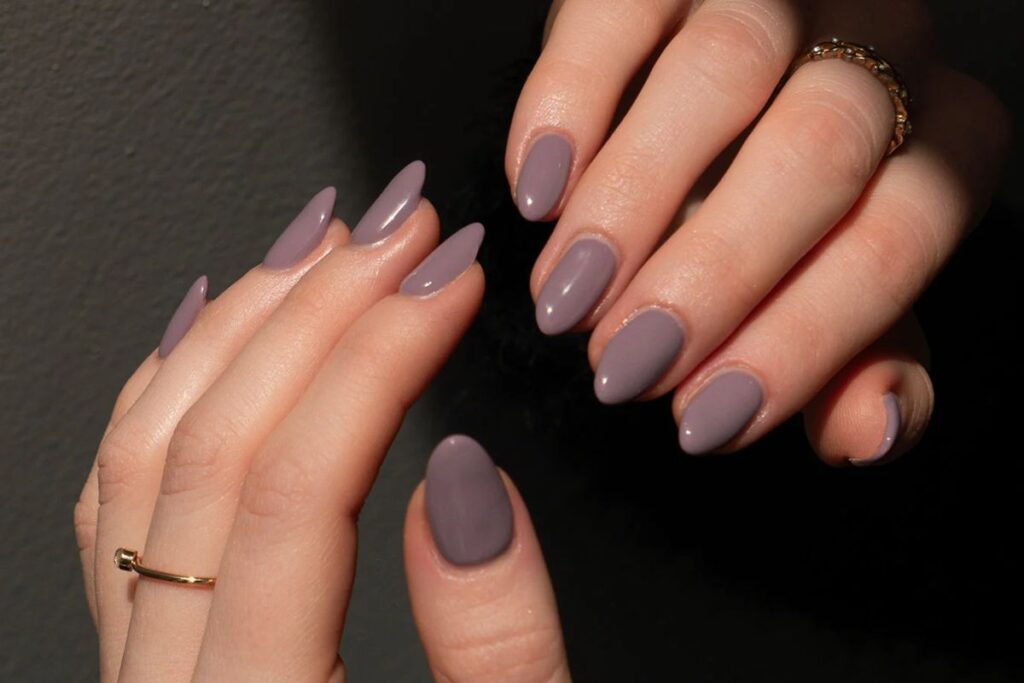 Moody Mauve