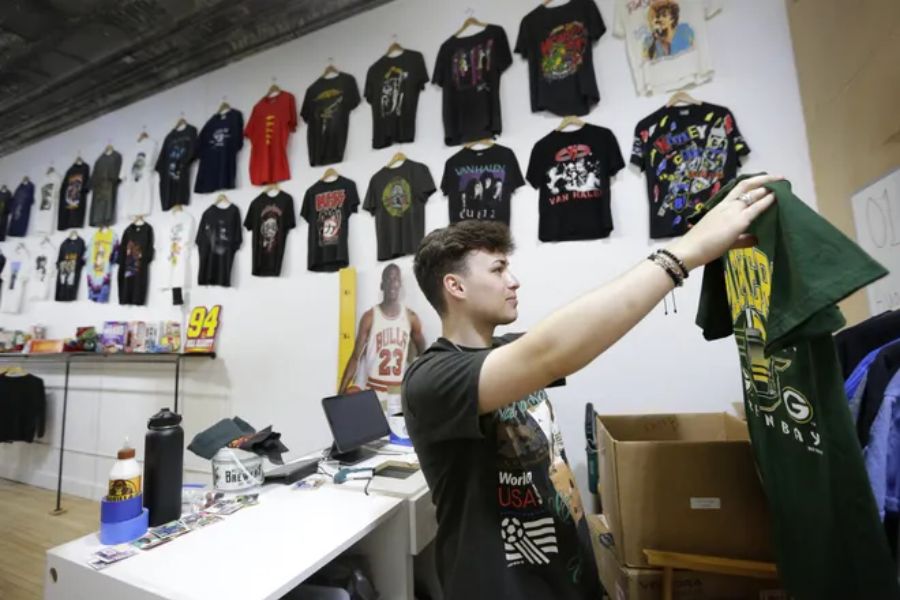 Top 10 Vintage Clothing Stores in the USA