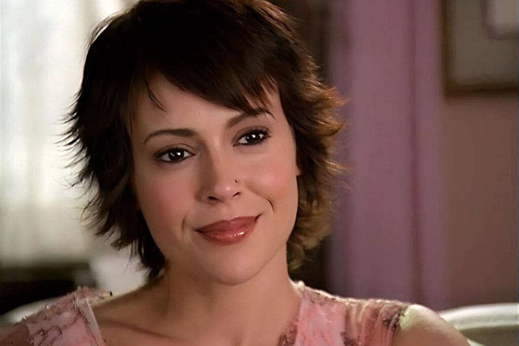 Alyssa Milano Short Hairstyle